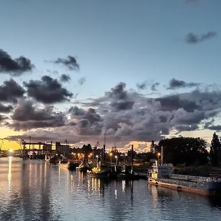 アパート Sunrise - Lighthouse グダニスク